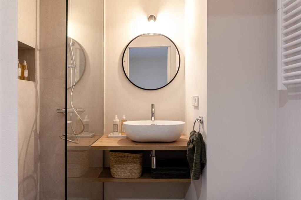 Velo Vern 1 Beautiful New Apartment 2 Bed Ensuite Χιρόνα Εξωτερικό φωτογραφία